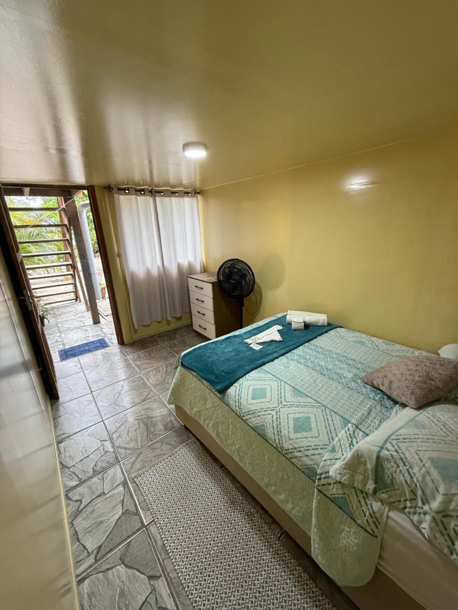 Pousada & Camping Tubarao Ilha do Mel Exterior photo
